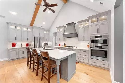 Kitchen - 111 Northshores Dr, Seneca, SC 29672 photo 1 of 4