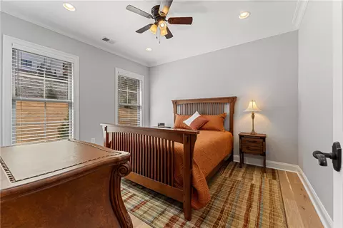 Bedroom - 111 Northshores Dr, Seneca, SC 29672 photo 4 of 4
