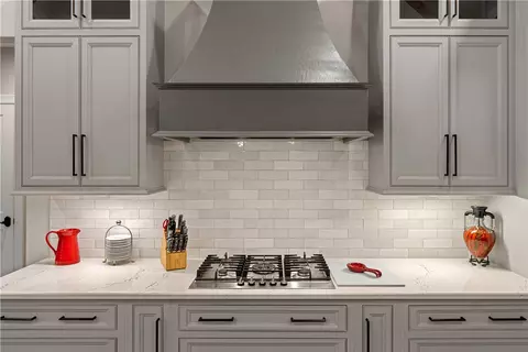 Kitchen - 111 Northshores Dr, Seneca, SC 29672 photo 4 of 4
