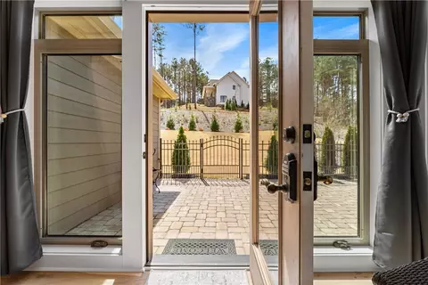 Entry Way - 111 Northshores Dr, Seneca, SC 29672 photo 6 of 6