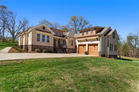 Exterior - 102 Misty Oaks Ln, Pendleton, SC 29670 photo 2 of 5