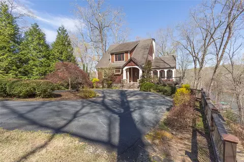 100 Bay Ct, Westminster, SC 29693