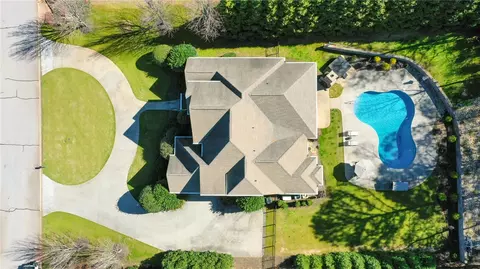 17 Firelight Ln, Easley, SC 29642 photo 2
