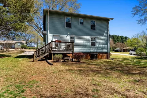 Exterior - 212 Dayton Dr, Easley, SC 29642 photo 6 of 7