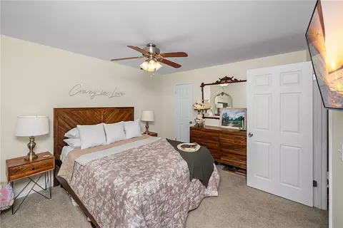 Bedroom - 212 Dayton Dr, Easley, SC 29642 photo 7 of 9