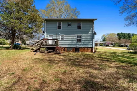 Exterior - 212 Dayton Dr, Easley, SC 29642 photo 7 of 7