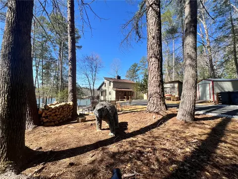 627 N Lake Dr, Salem, SC 29676