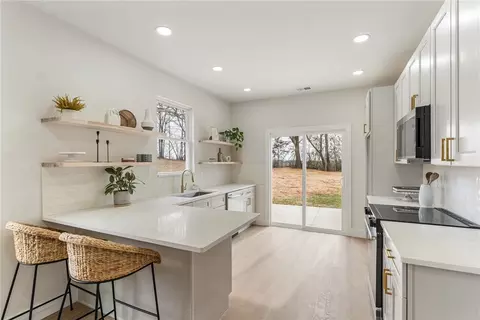 Kitchen - 215 Sunset Dr, Easley, SC 29640 photo 1 of 4