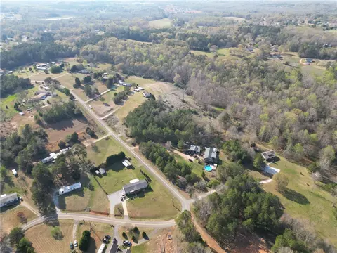 329 Mcfalls Cir, Anderson, SC 29621 photo 8