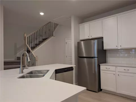 Kitchen - 445 Bee Cove Way, Pendleton, SC 29670 photo 2 of 3