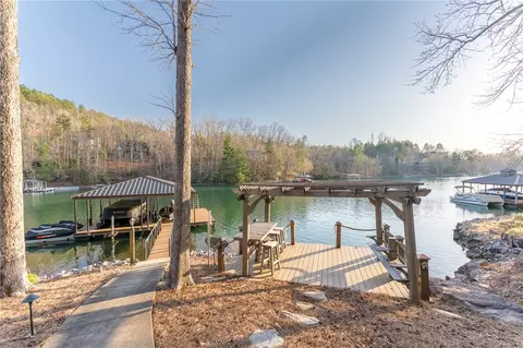 105 Cedar Cv, Sunset, SC 29685 photo 5