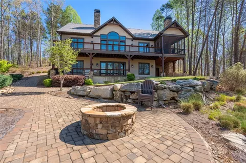 Exterior - 114 Peninsula Ct, Sunset, SC 29685 photo 2 of 7