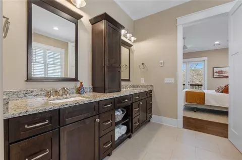 Bath - 114 Peninsula Ct, Sunset, SC 29685 photo 2 of 5