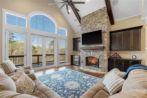 Living - 114 Peninsula Ct, Sunset, SC 29685 photo 1 of 4