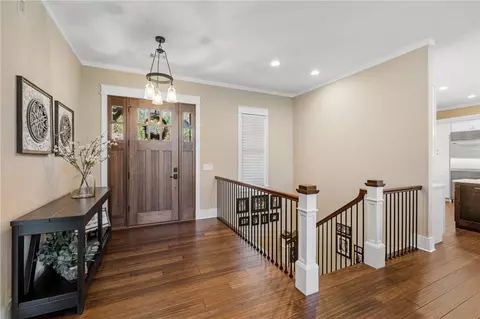 Entry Way - 114 Peninsula Ct, Sunset, SC 29685 photo 2 of 3