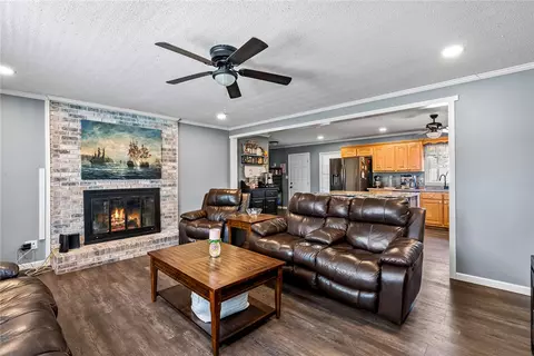 211 Old Brickyard Rd, Pelzer, SC 29669 photo 4