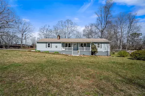 211 Old Brickyard Rd, Pelzer, SC 29669