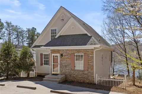 210 Waters Edge Ln, West Union, SC 29696