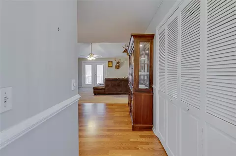 Entry Way - 106 Terrace Rd, Easley, SC 29642 photo 2 of 2