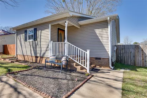 Exterior - 106 Terrace Rd, Easley, SC 29642 photo 1 of 8