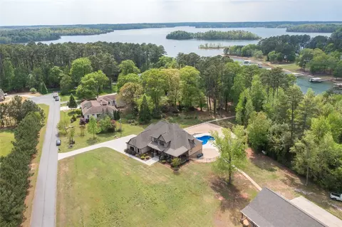 106 Tyra Ln, Townville, SC 29689