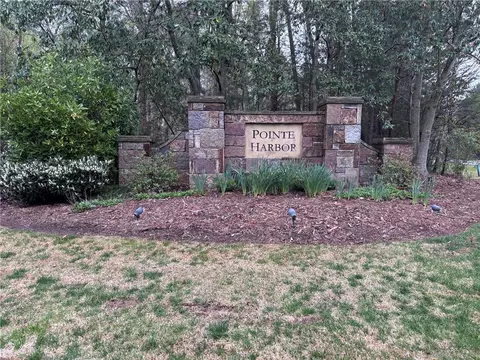 200 Eastlake Ct, Seneca, SC 29672