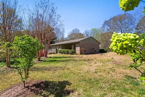 Exterior - 30 Joy Cir, Walhalla, SC 29691 photo 10 of 11