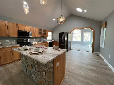 Kitchen - 120 Georges Knl, Easley, SC 29640 photo 2 of 3