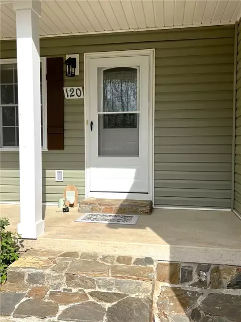 Exterior - 120 Georges Knl, Easley, SC 29640 photo 5 of 6