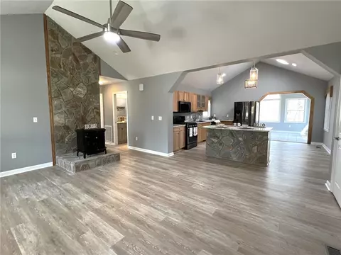 Living - 120 Georges Knl, Easley, SC 29640 photo 1 of 4
