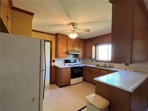 1105 Hanover Rd, Anderson, SC 29621 photo 5