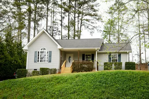 434 Den Ridge Dr, Walhalla, SC 29691