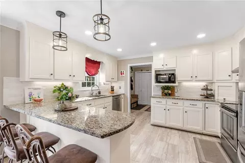 Kitchen - 808 Cely Rd, Easley, SC 29642 photo 2 of 3