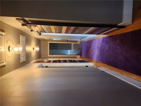 Entry Way - 901 Hopkins Ave, Pendleton, SC 29670 photo 2 of 3