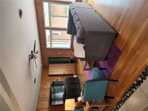 Living - 901 Hopkins Ave, Pendleton, SC 29670 photo 1 of 3