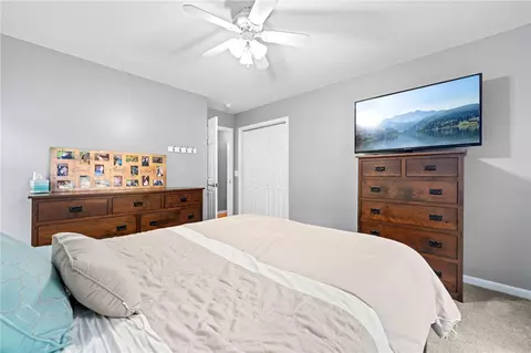Bedroom - 219 Chattan Ct, Walhalla, SC 29691 photo 7 of 10