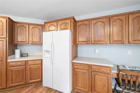 Kitchen - 219 Chattan Ct, Walhalla, SC 29691 photo 3 of 5