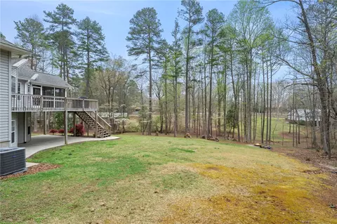 Exterior - 219 Chattan Ct, Walhalla, SC 29691 photo 7 of 9