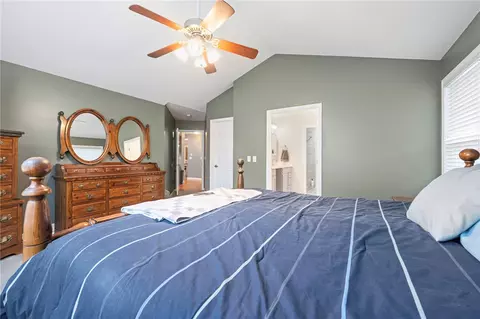 Bedroom - 219 Chattan Ct, Walhalla, SC 29691 photo 2 of 10