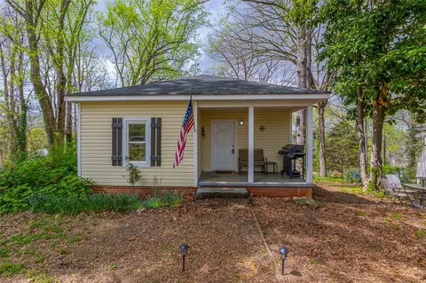 Exterior - 123 Cobb St, Easley, SC 29640 photo 3 of 10