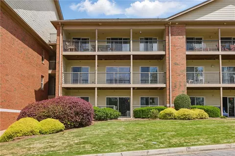 Exterior - 108 Daniel Dr # 207, Clemson, SC 29631 photo 7 of 7