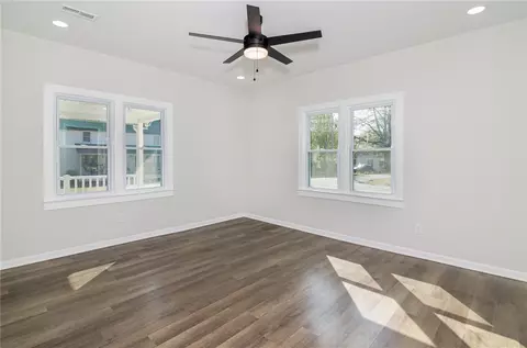 Living - 32 Lyman St, Pelzer, SC 29669 photo 1 of 4