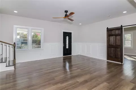 Living - 32 Lyman St, Pelzer, SC 29669 photo 3 of 4