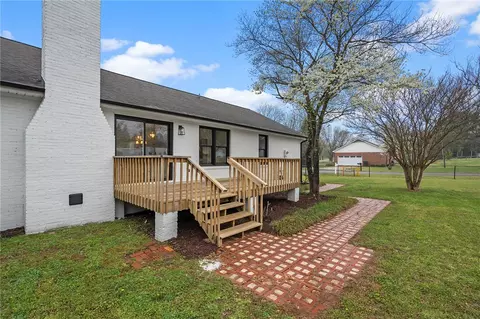 Exterior - 530 Old Pendleton Rd, Easley, SC 29642 photo 6 of 7