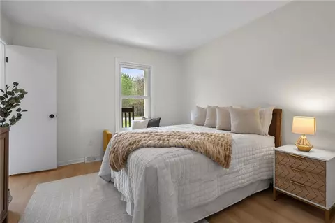 Bedroom - 530 Old Pendleton Rd, Easley, SC 29642 photo 2 of 3