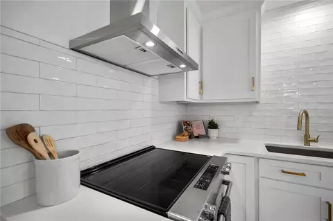 Kitchen - 530 Old Pendleton Rd, Easley, SC 29642 photo 9 of 9