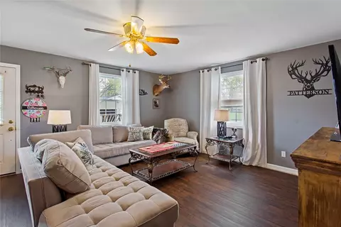 Living - 16 Adger St, Pelzer, SC 29669 photo 1 of 3