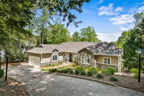 21 Eastern Pt, Salem, SC 29676