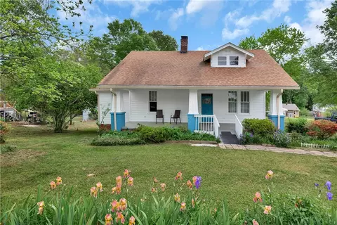 212 Florence St, Pickens, SC 29671