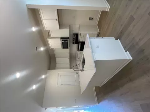 10 Halsey St, Central, SC 29630 photo 8